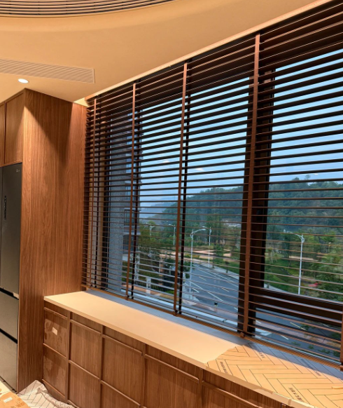 basswood venetian blinds